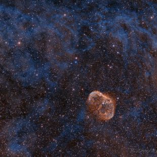 Crescent_2016-06-18_HOS_18+16+15x1800sec_v2 (NGC6888 – Crescent Nebula)